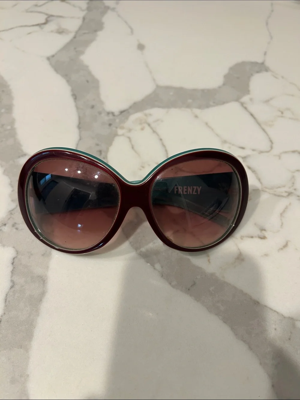 Von Zipper Frenzy Women's Oversized Burgundy Sunglasses NO CASE